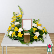 Load image into Gallery viewer, Yellow & White Urn Spray
